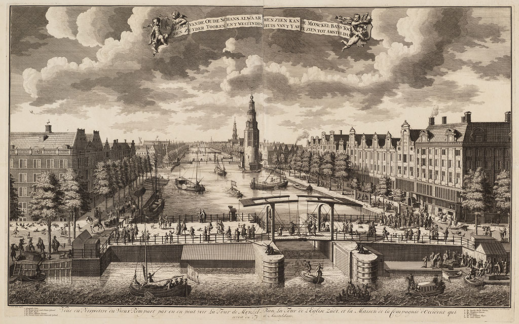 Gezicht in perspectief op de Oudeschans vanaf het IJ. Op de voorgrond de Kikkerbilssluis. Links het 's-Gravenhekje, rechts de Kalkmarkt. In het midden de Montelbaanstoren , links daarachter de toren van de Zuiderkerk.