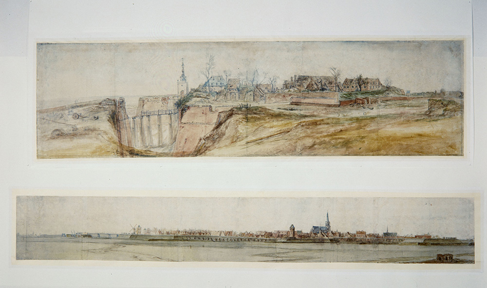 Twee tekeningen van Doesburg. Boven Doesburg vanaf het land. Een zanderige grond en een soort kloof met daarachter een (wal-)muur. Verder zien we de kerk en huizen. De tweede tekening is heel breed maar niet hoog. Nu zien we Doesburg vanover de eisel. Eeen breed, lichtgrijs vlak met aan de andere kant een kade en een kerk en nauwelijks herkenbaar verschillende huizen, poorten en windmolens.