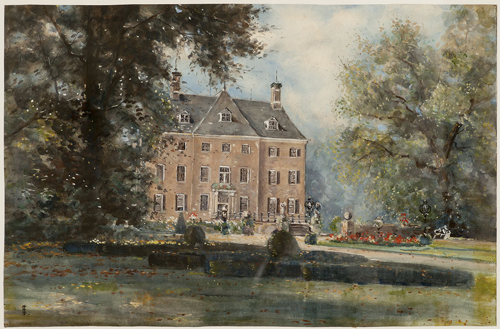Kasteel Amerongen van de voorzijde (oostkant). Het huis wordt aan beide zijden omzoomd door bomen, op de voorgrond broderieën. Blad ligt op de grond en valt naar beneden.
