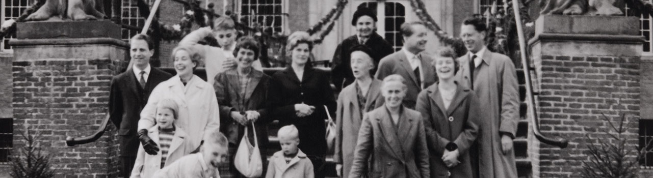 Foto met vrolijke mensen