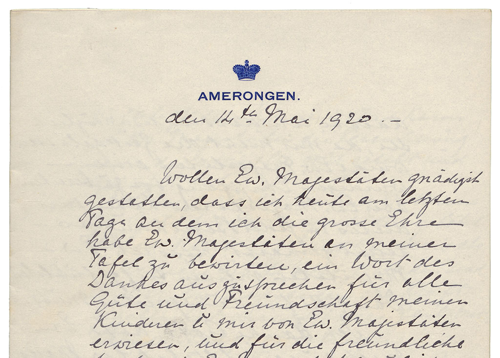 Geschreven tekst op briefpapier waarop bovenaan in blauw gedrukt staat AMERONGEN met een kroontje erboven