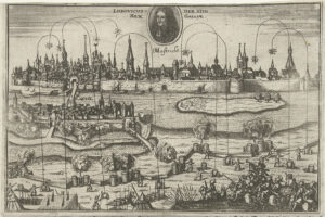 Bombardement van Maastricht tijdens het beleg van de stad door de Franse legers van 27-30 juni 1673. Bovenaan een medaillon met het portret van de Franse koning Lodewijk XIV. Op de voorgrond licht Wick, dan de Maas en daarachter MAastricht. Op de afbeelding zien we de bogen die de kanonskogels maken. Helemaal op de voorgrond de legers van Lodewijk XIV