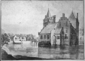 Kasteel Amerongen vanuit het noorden. Het kasteel ligt in een gracht. Links een gebouw en de kade muur met op de achtergrond een brug en een poort. Zowel links achter als rechts achter staat een toren. Op de voorgrond drie gebouwtjes, een kleine in het midden, rechts één van twee verdiepingen met een trapgevel en links een van één verdieping met een heel lang schuin dak en een schoorsteen bovenop.